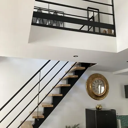 Les Bulles Blanches 아파트 *